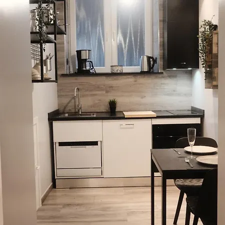 Tiny House : Felix The Cat