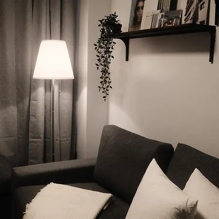 Tiny House : Felix The Cat * 라로셰안알데네